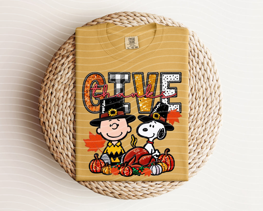 Give Thanks Graphic Tee product image 3
